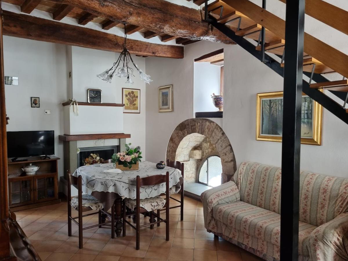 A Casa Di Cristina Lejlighed Gubbio Eksteriør billede